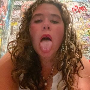 Meet your Posher, Blue rae